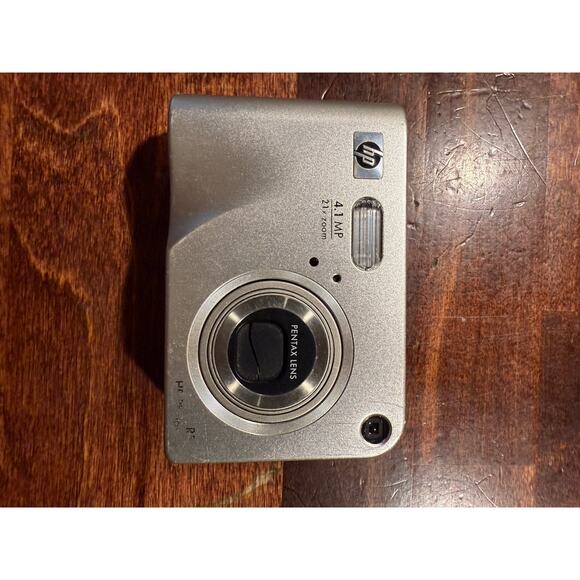 HP Photosmart R507 4.2 MP Digital Camera- Silver - Picture 2 of 10